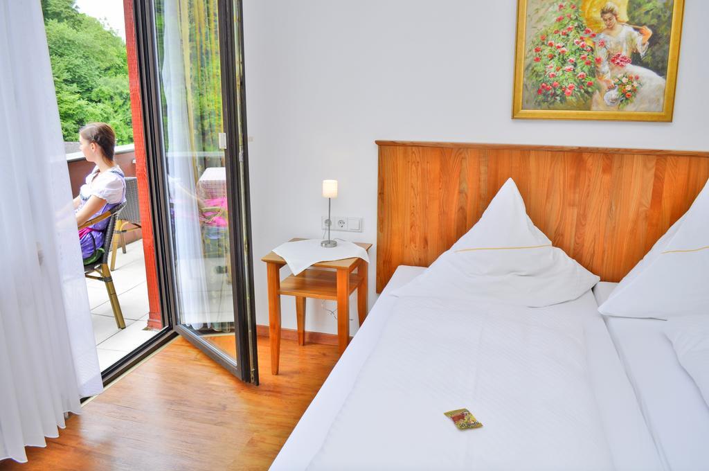 Hotel Lipmann "Am Klosterberg" Beilstein  Dış mekan fotoğraf