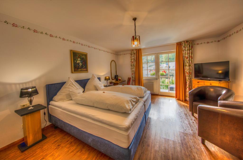 Hotel Lipmann "Am Klosterberg" Beilstein  Dış mekan fotoğraf